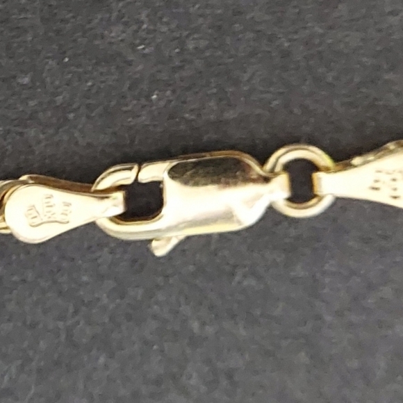 14k 3mm 24" Gold Rope & Cross - Picture 3 of 4